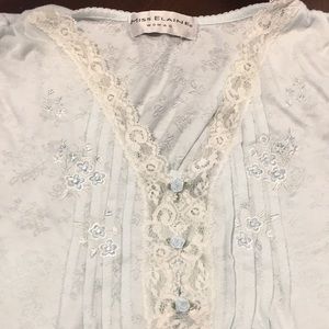 Miss Elaine nightgown